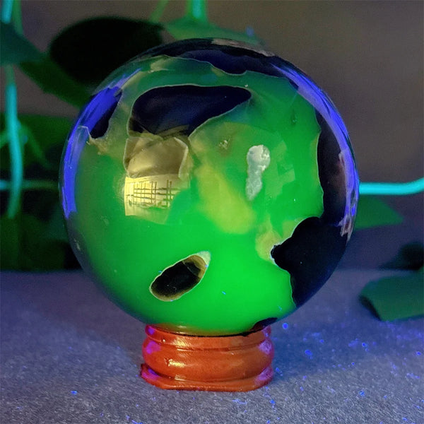 Green Fluorescent Volcanic Agate Ball-ToShay.org