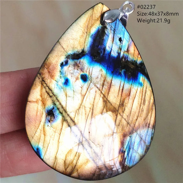 Blue Light Labradorite Pendant-ToShay.org