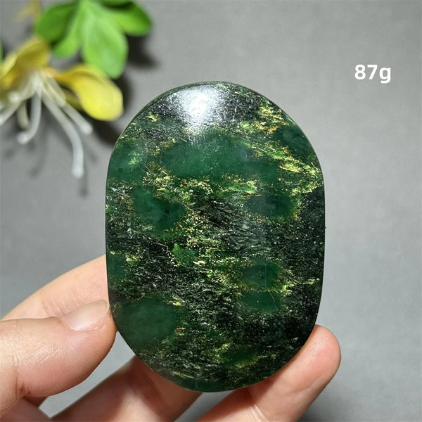 Green Emerald Quartz Palm Stone-ToShay.org