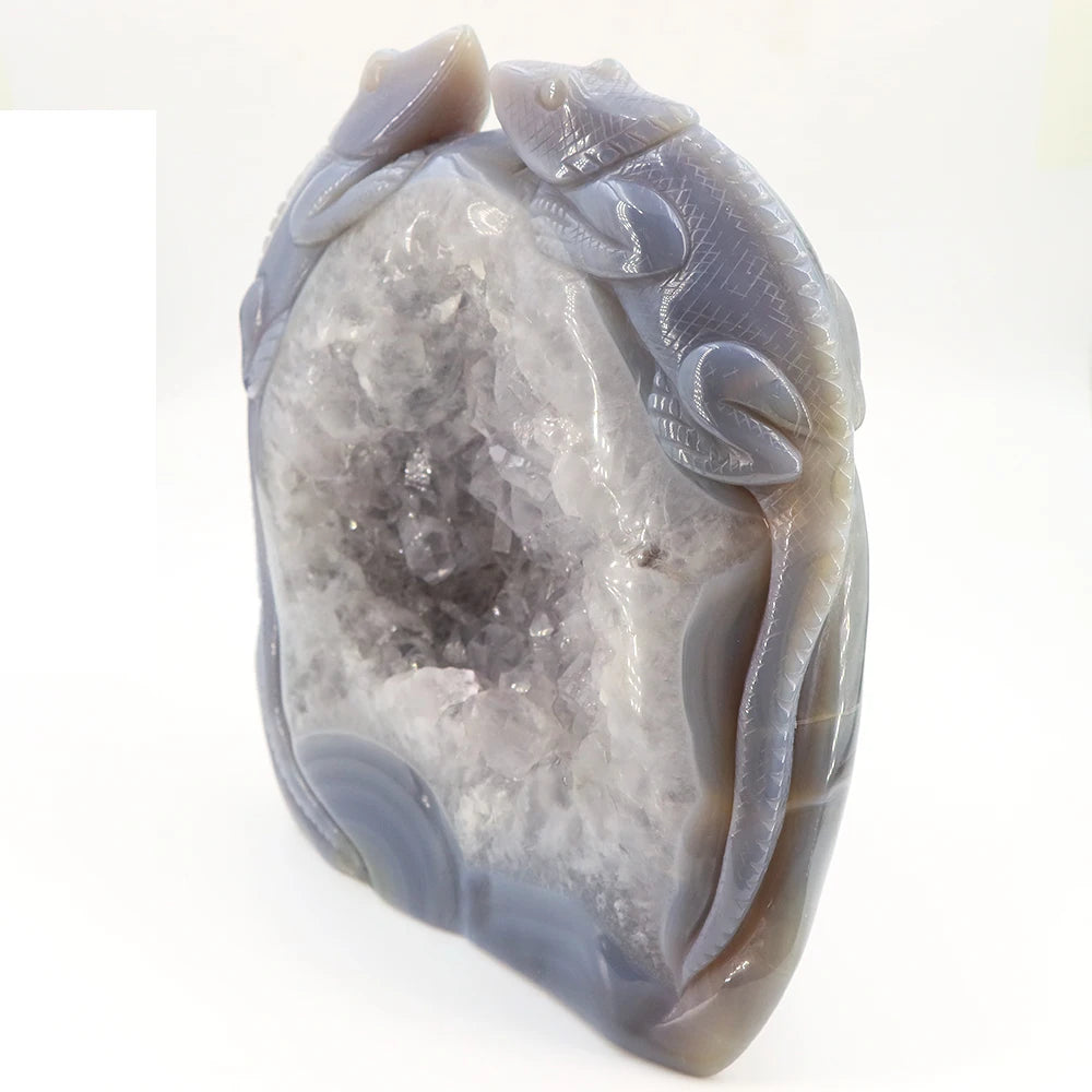 Grey Agate Geode Lizard-ToShay.org