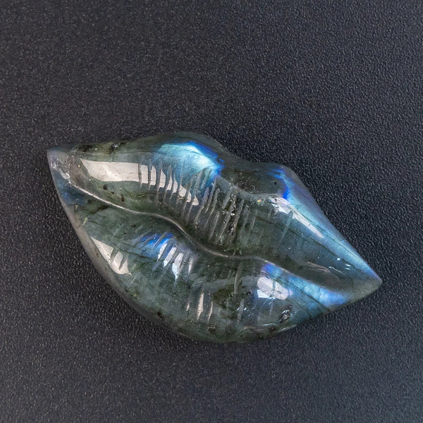 Blue Labradorite Lips-ToShay.org