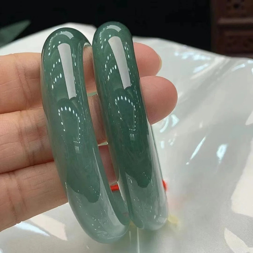 Green Jadeite Bangle-ToShay.org
