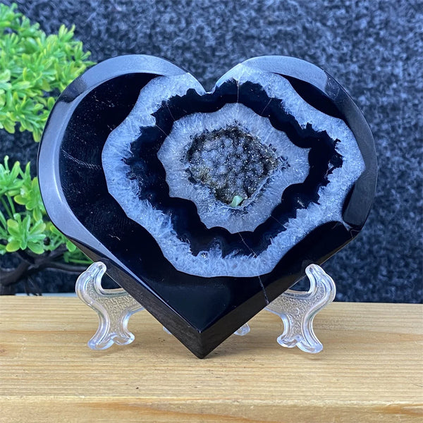 Black Agate Geode Heart-ToShay.org