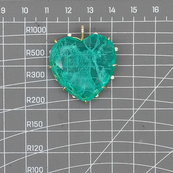 Green Crystal Quartz Heart-ToShay.org