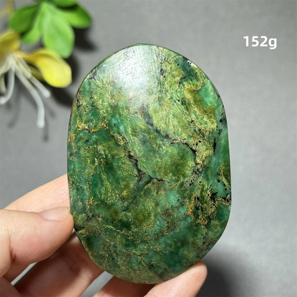 Green Emerald Quartz Palm Stone-ToShay.org