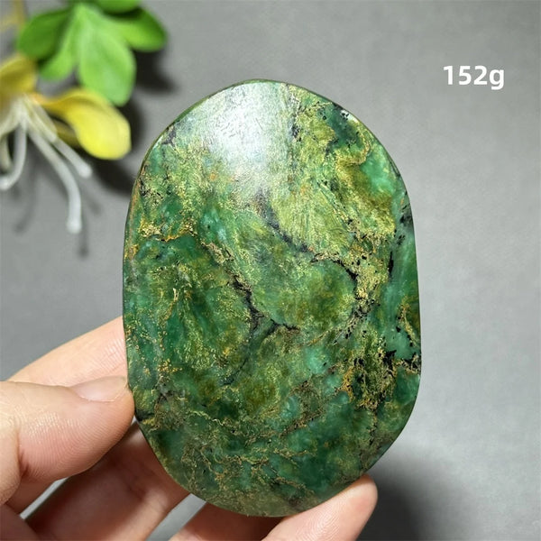 Green Emerald Quartz Palm Stone-ToShay.org
