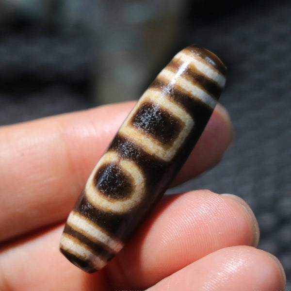 Tibetan Agate Eyes Dzi Bead-ToShay.org