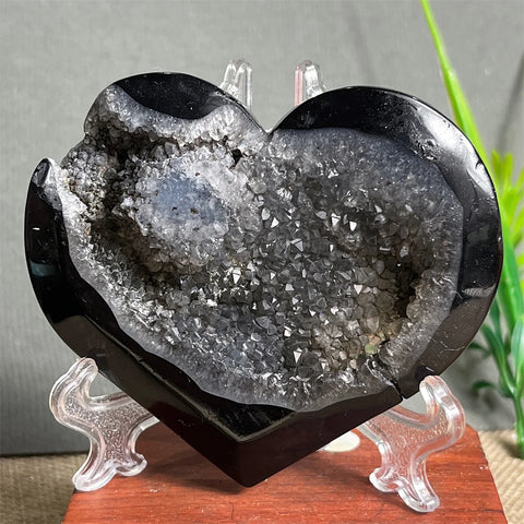 Black Agate Cluster Heart-ToShay.org