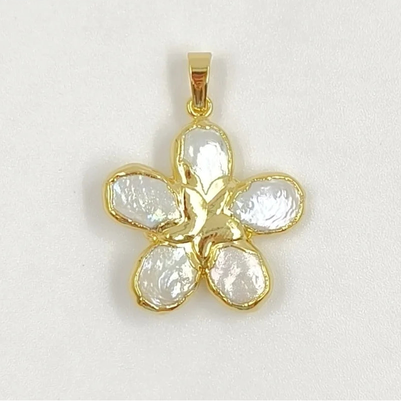 Gold Freshwater Pearl Clover-ToShay.org