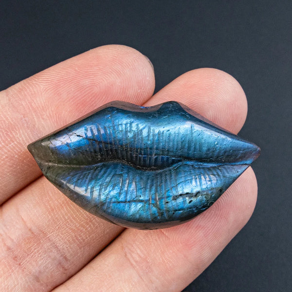 Blue Labradorite Lips-ToShay.org