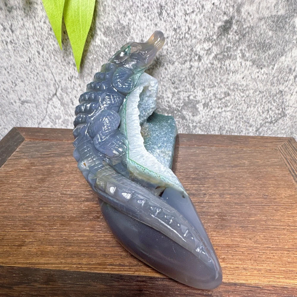 Grey Agate Crocodile-ToShay.org