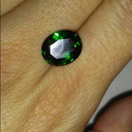 Green Crystal Cut Emerald-ToShay.org