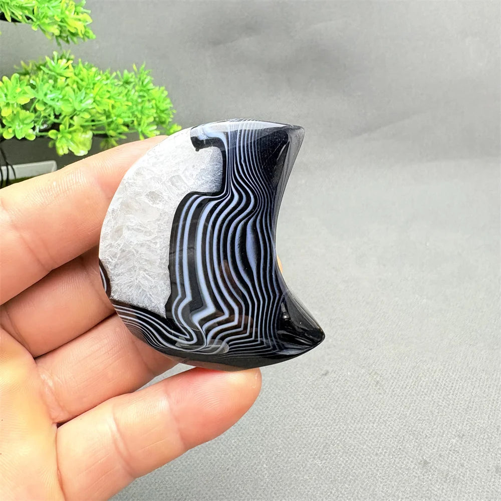 Black Agate Crescent Moon-ToShay.org