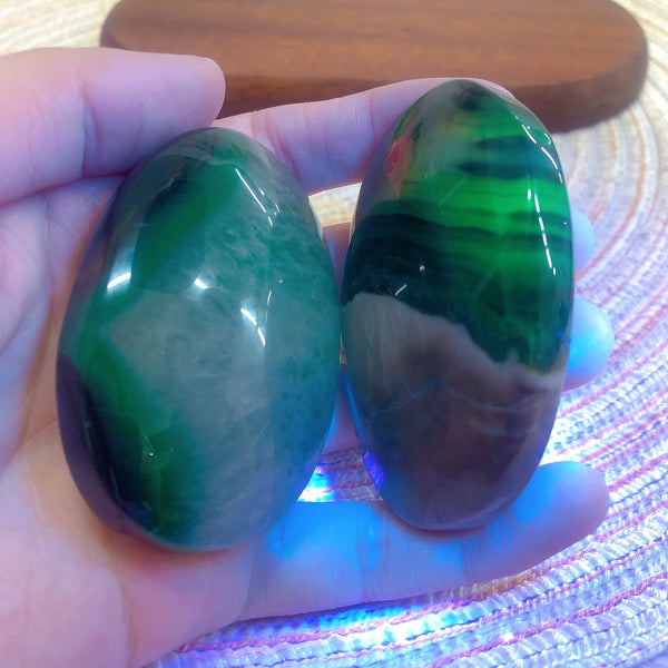 Fluorescence Volcanic Agate-ToShay.org