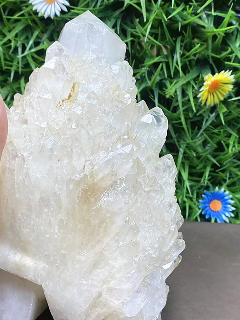 Natural quartz crystal white crystal crystal cluster hand-carved skull for home decoration as a piece of furniture-ToShay.org