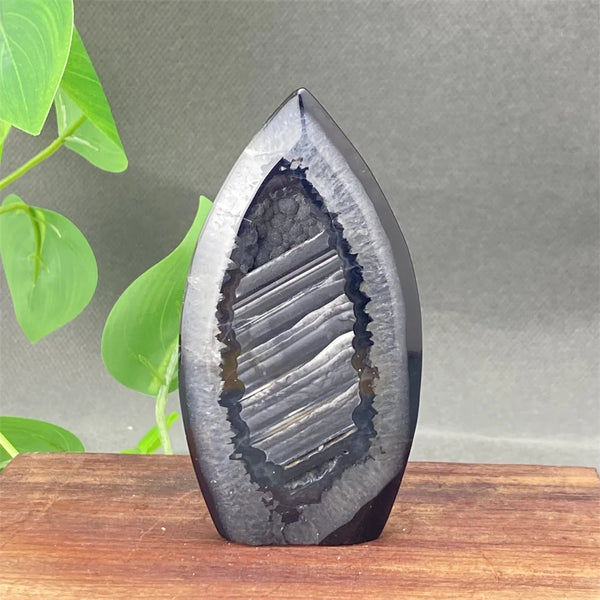 Black Agate Geode Flame-ToShay.org