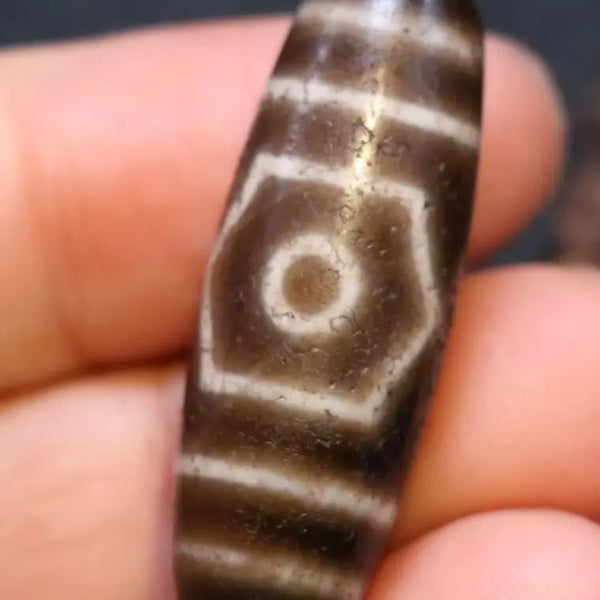 Tibetan Agate Eyes Dzi Bead-ToShay.org