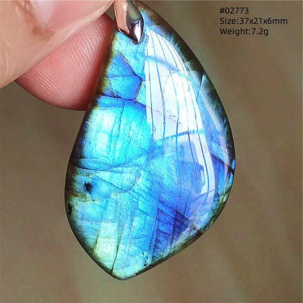 Blue Light Labradorite Pendant-ToShay.org