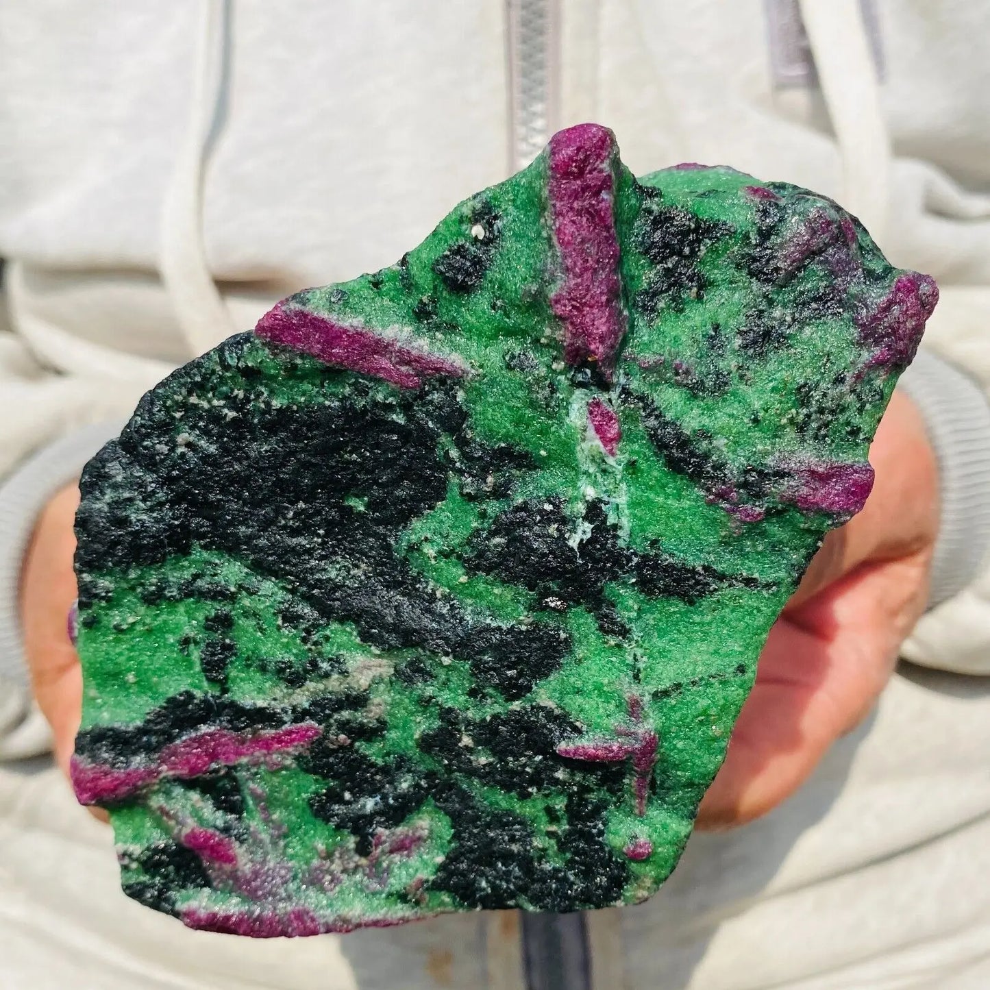 Green Ruby Zoisite Gemstone-ToShay.org