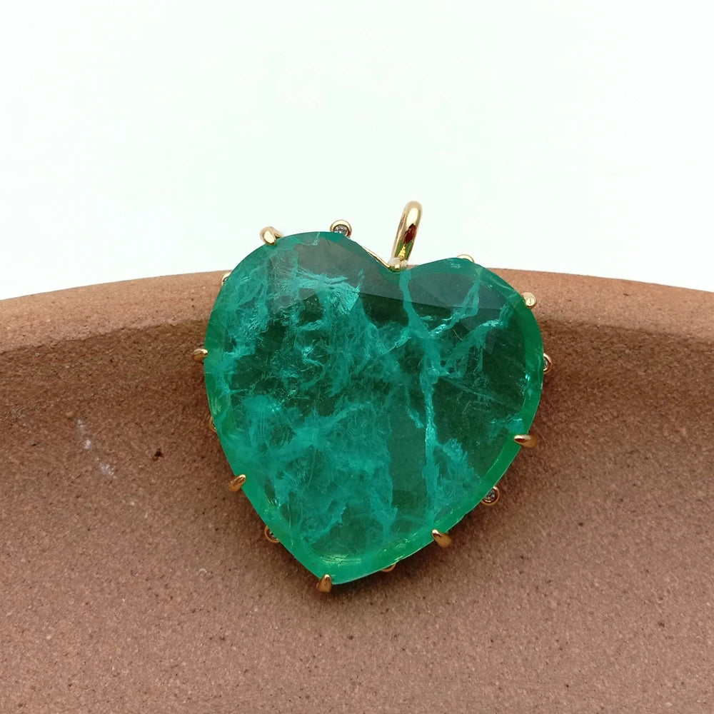 Green Crystal Quartz Heart-ToShay.org