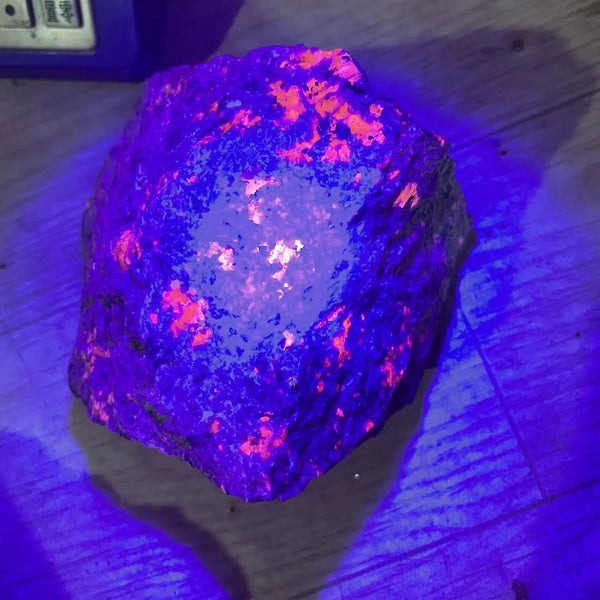 Yooperlite Flame Rough Stone-ToShay.org