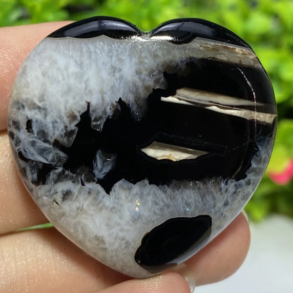 Black Agate Geode Heart-ToShay.org
