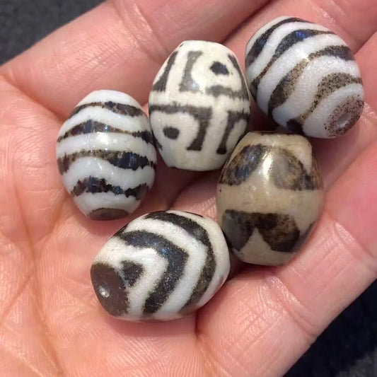 Tibetan Agate Eye Dzi beads-ToShay.org