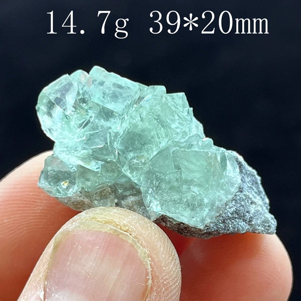 Blue Green Fluorescent Calcite-ToShay.org