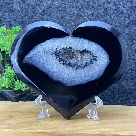 Black Agate Geode Heart-ToShay.org