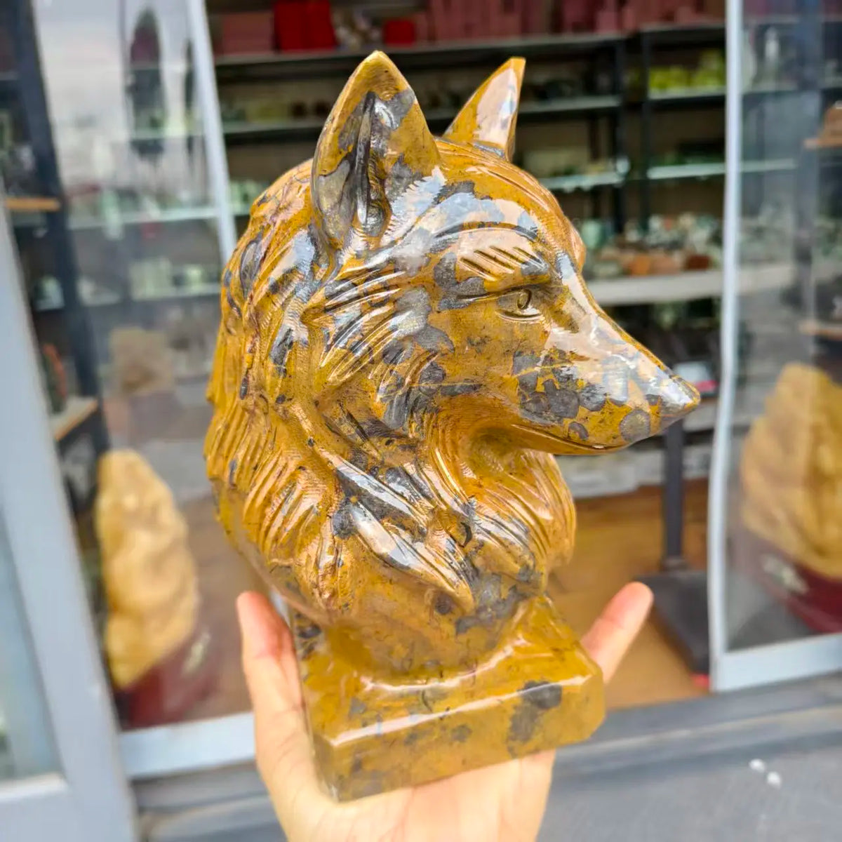 Gold Thread Stone Wolf Head-ToShay.org
