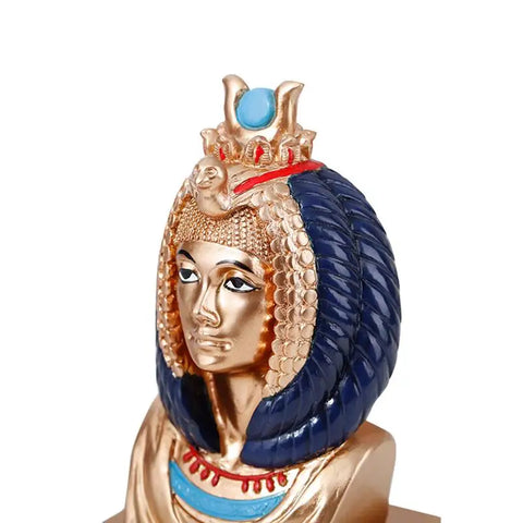 Nefertiti Statue-ToShay.org