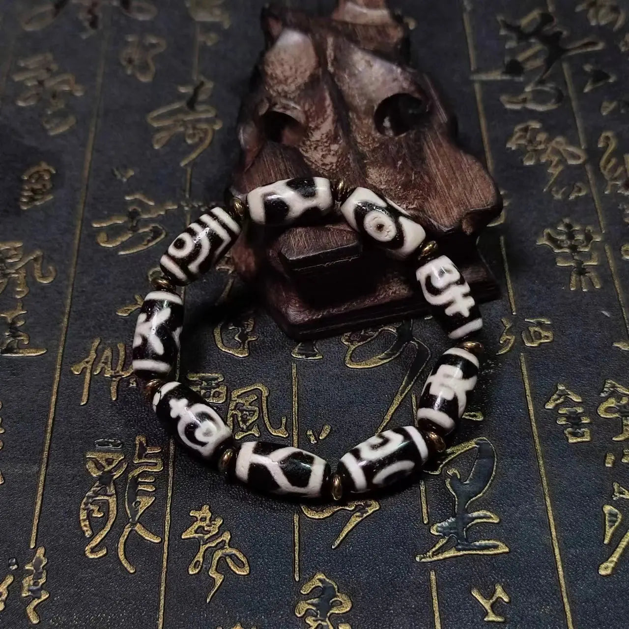 Tibetan Agate Dzi Bracelet-ToShay.org