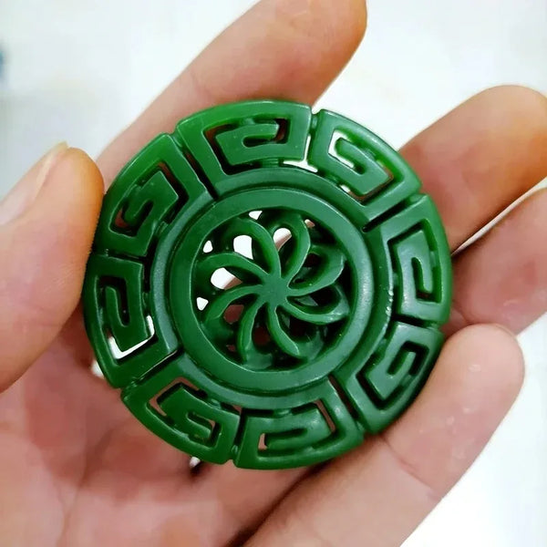 Green Jade Pinwheel Pendant-ToShay.org