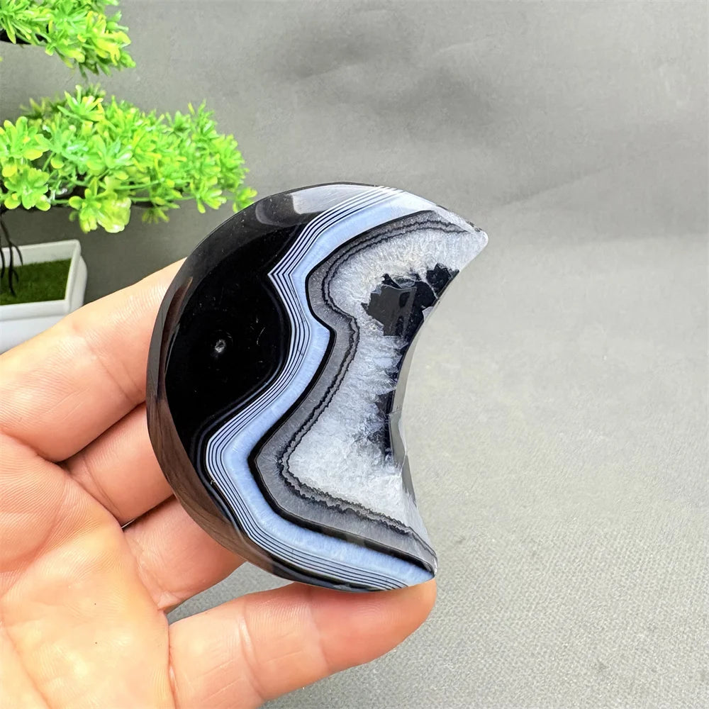Black Agate Crescent Moon-ToShay.org
