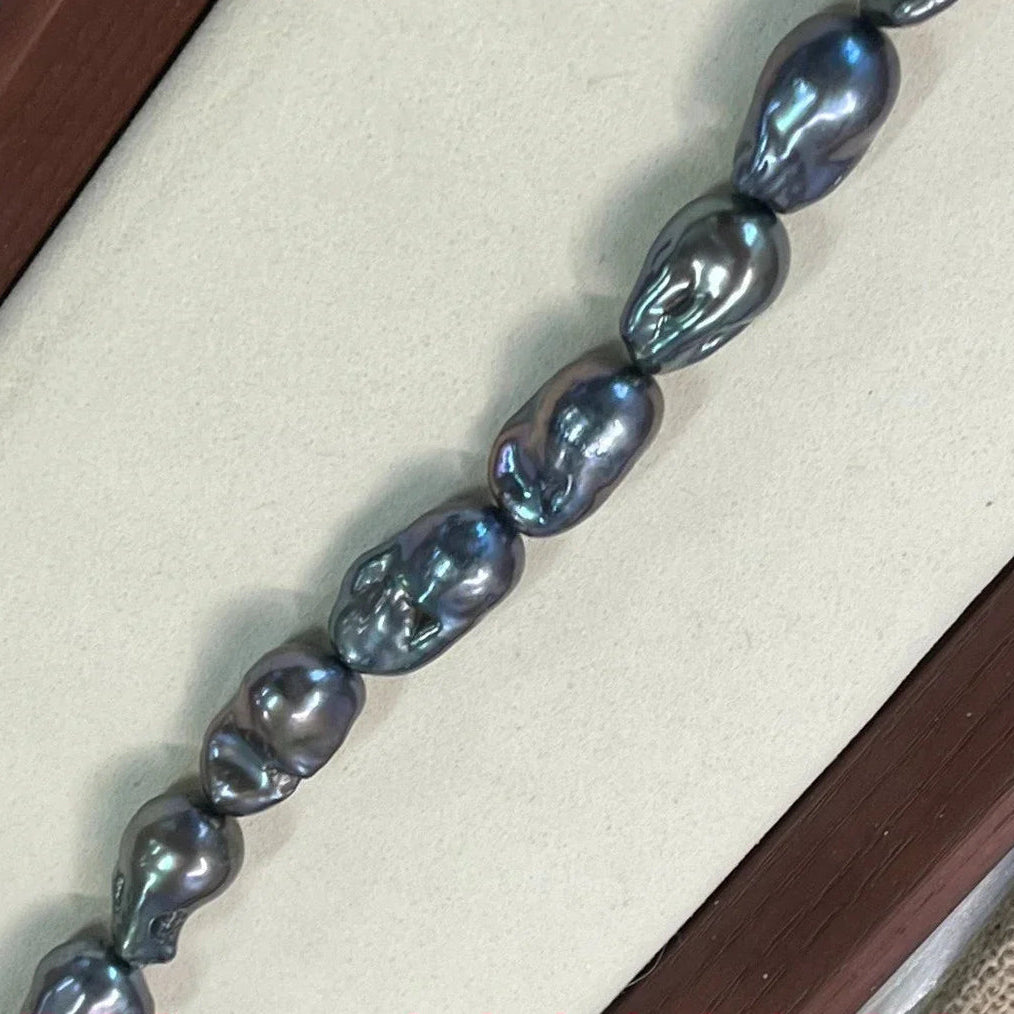 Black Pearl Fishtail Beads-ToShay.org