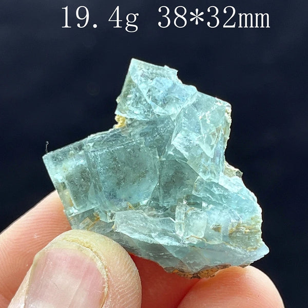 Blue Green Fluorescent Calcite-ToShay.org