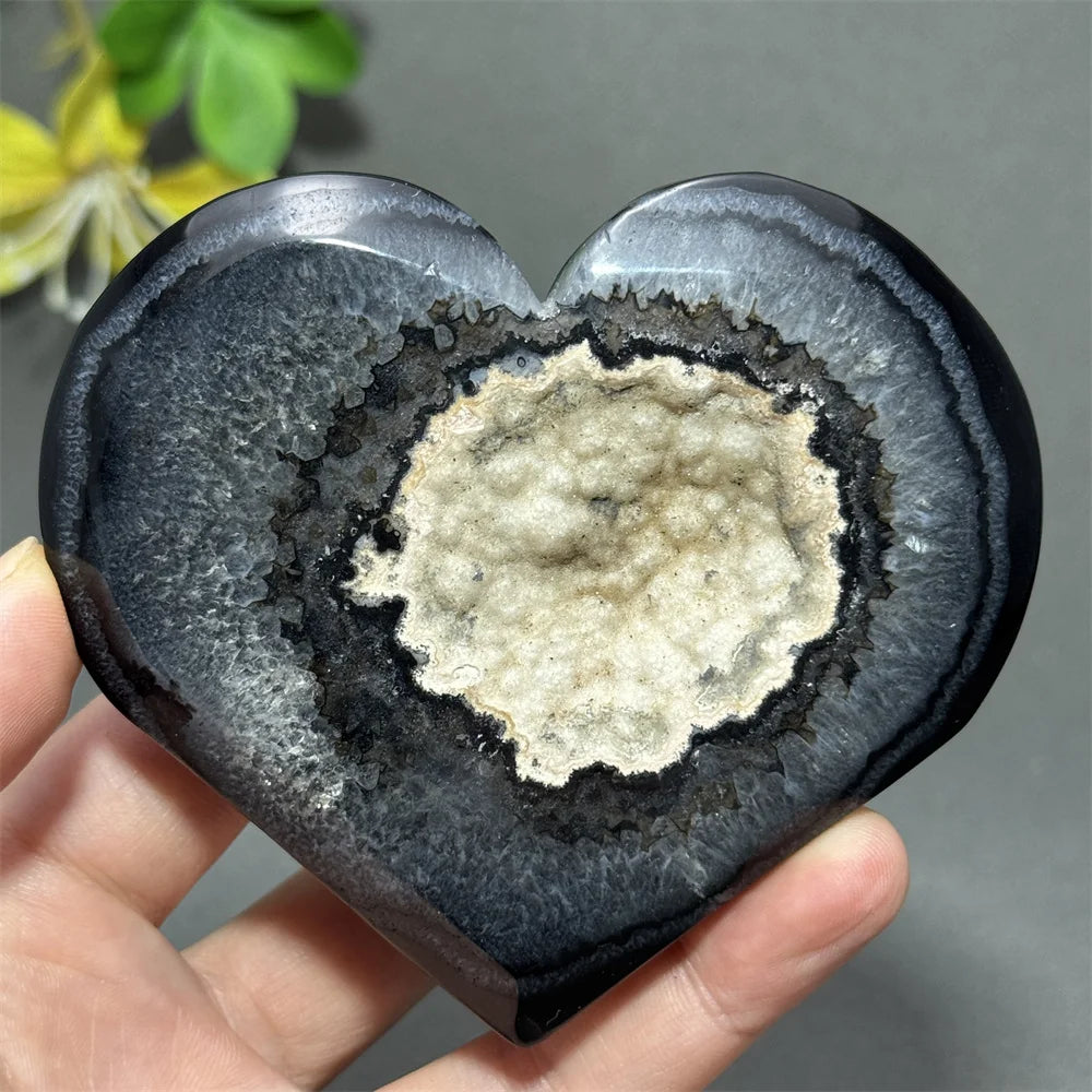 Black Agate Cave Heart-ToShay.org