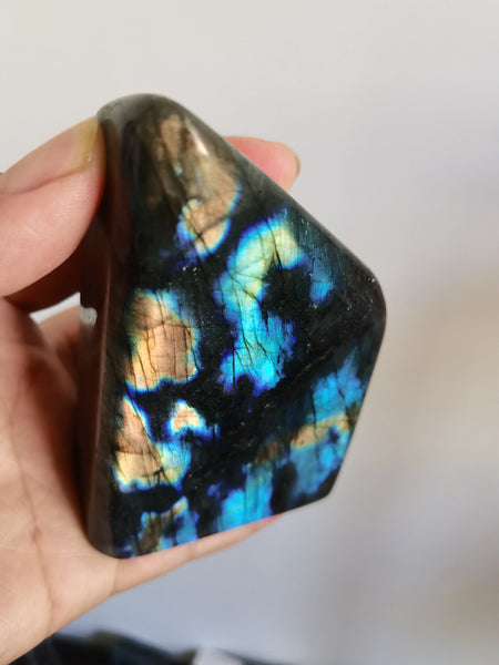 Blue Labradorite Stone-ToShay.org