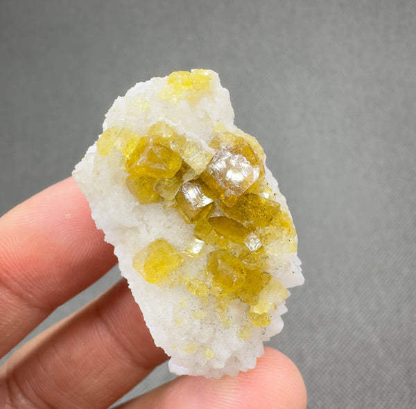 Yellow Barite Mineral Quartz-ToShay.org