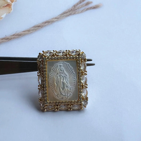 White Pearl Shell Pendant-ToShay.org