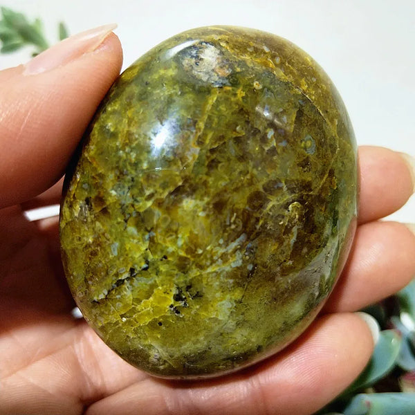 Natural Green Opal Crystal Palm Stone Yoga Exercise Spiritual Meditation Healing Crystals Room Decor Feng Shui Home Decortions-ToShay.org