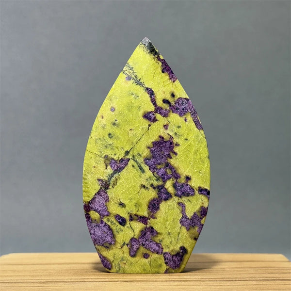 Green Atlantasite Flame-ToShay.org