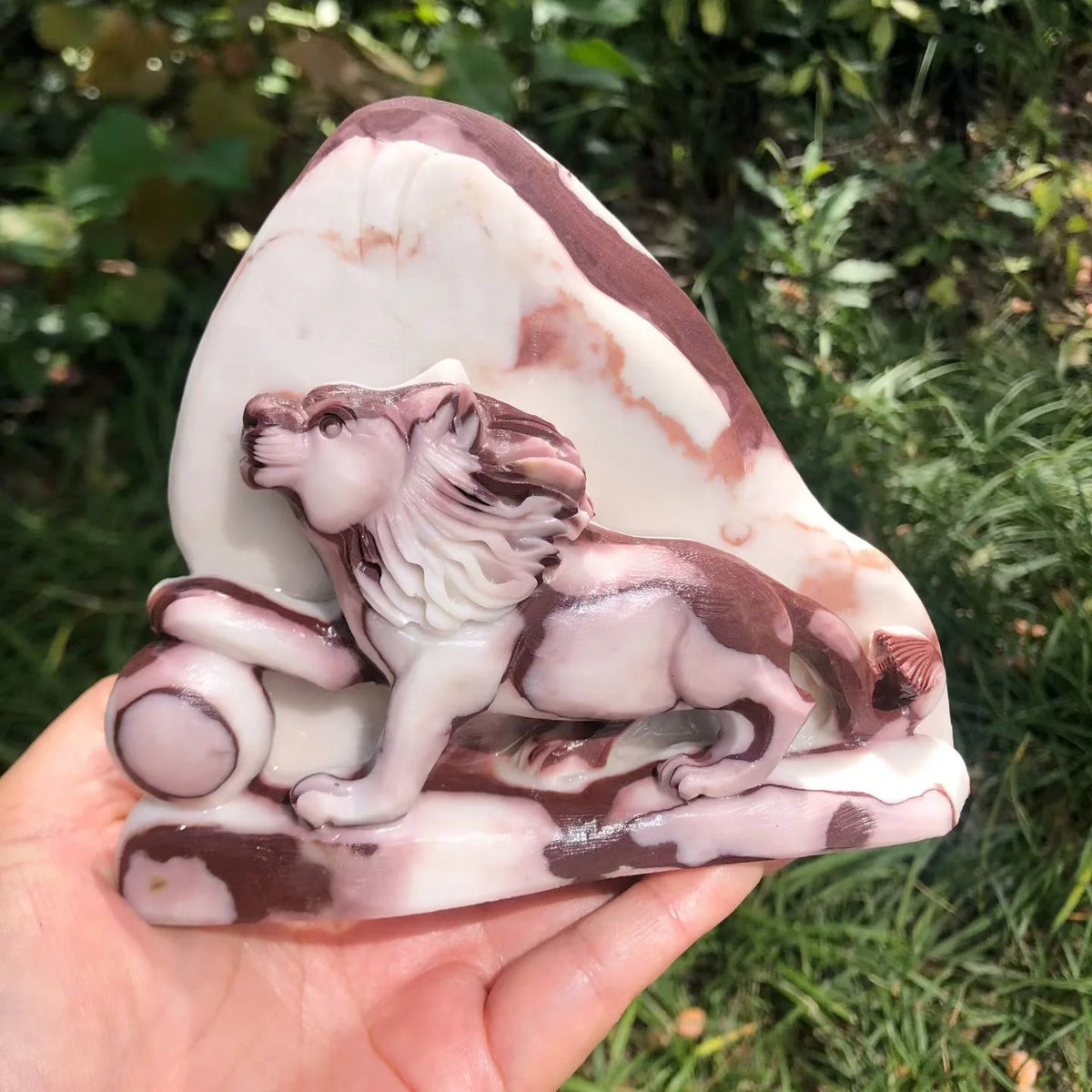Red White Jade Lion-ToShay.org