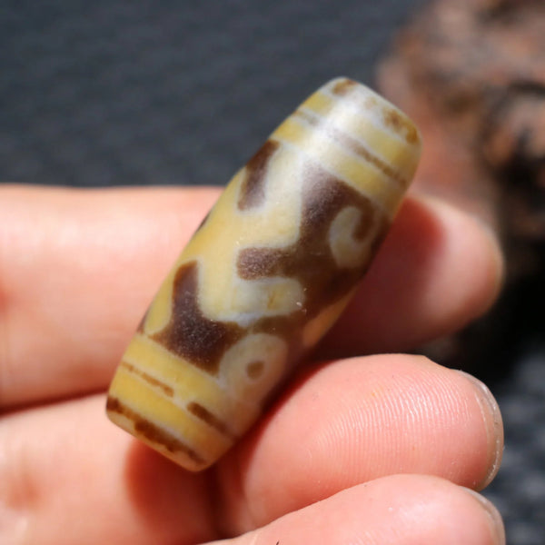 Tibetan Agate Eyes Dzi-ToShay.org