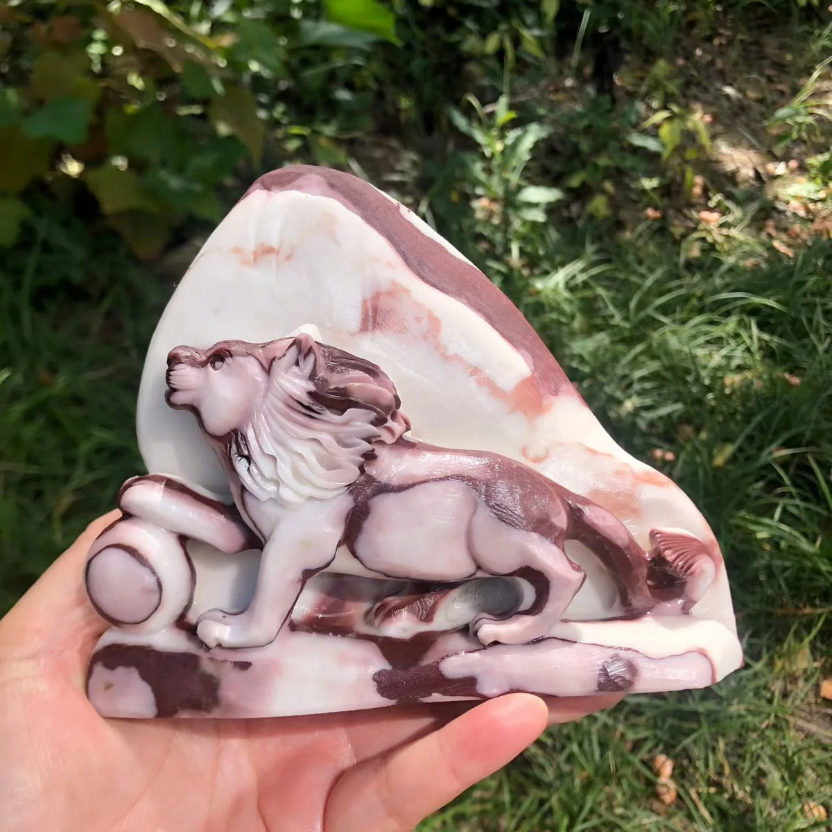 Red White Jade Lion-ToShay.org