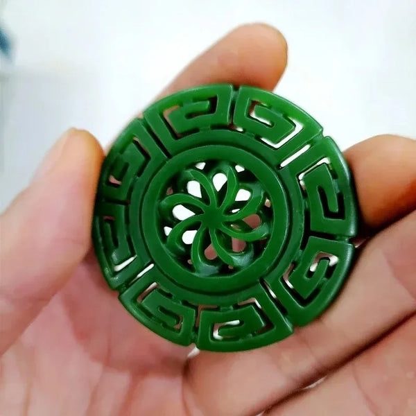 Green Jade Pinwheel Pendant-ToShay.org