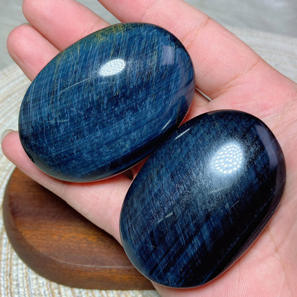 Blue Tiger Eye Palm Stone-ToShay.org