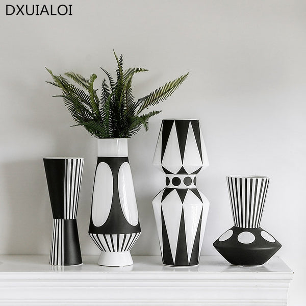 Black and White Vase-ToShay.org