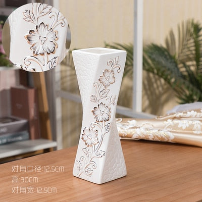 White Porcelain Vase-ToShay.org