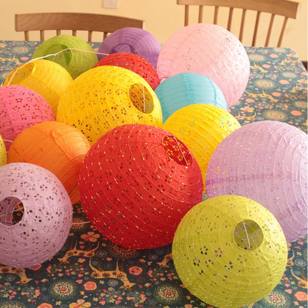 Lace Paper Lanterns-ToShay.org
